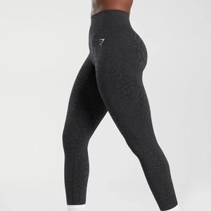 New GYMSHARK LEGGINS LARGE ANIMAL PRINT
